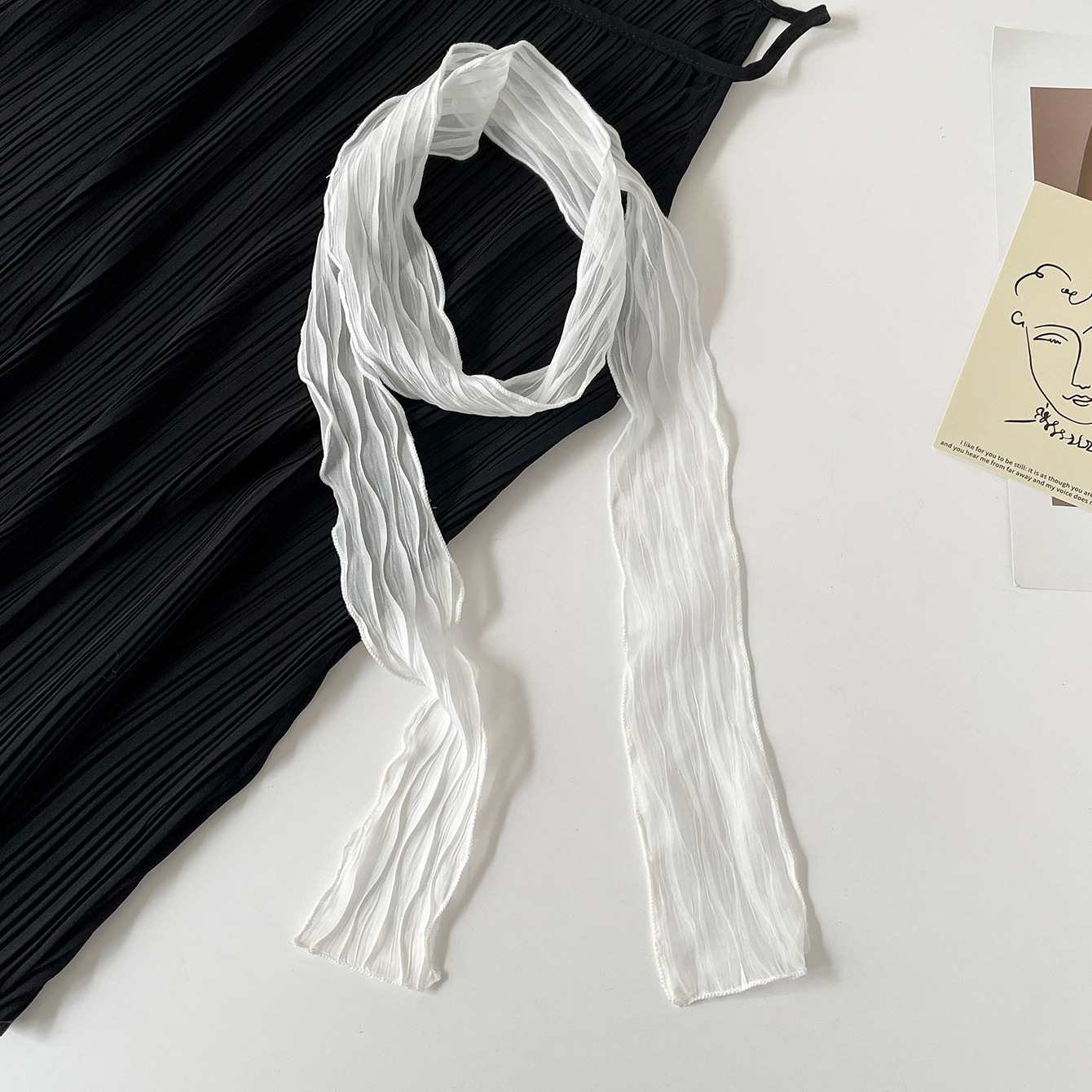 Fresh Summer Crinkled Chiffon  - Ascot Neck Scarf recensie en prijs
