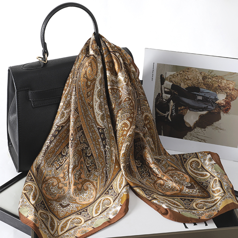 Bohemian Style Print Luxury Br - Silk Neck Scarf recensie en prijs