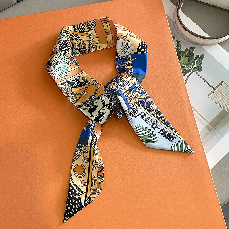 Luxury Design Horse Print Skin - Ascot Neck Scarf recensie en prijs
