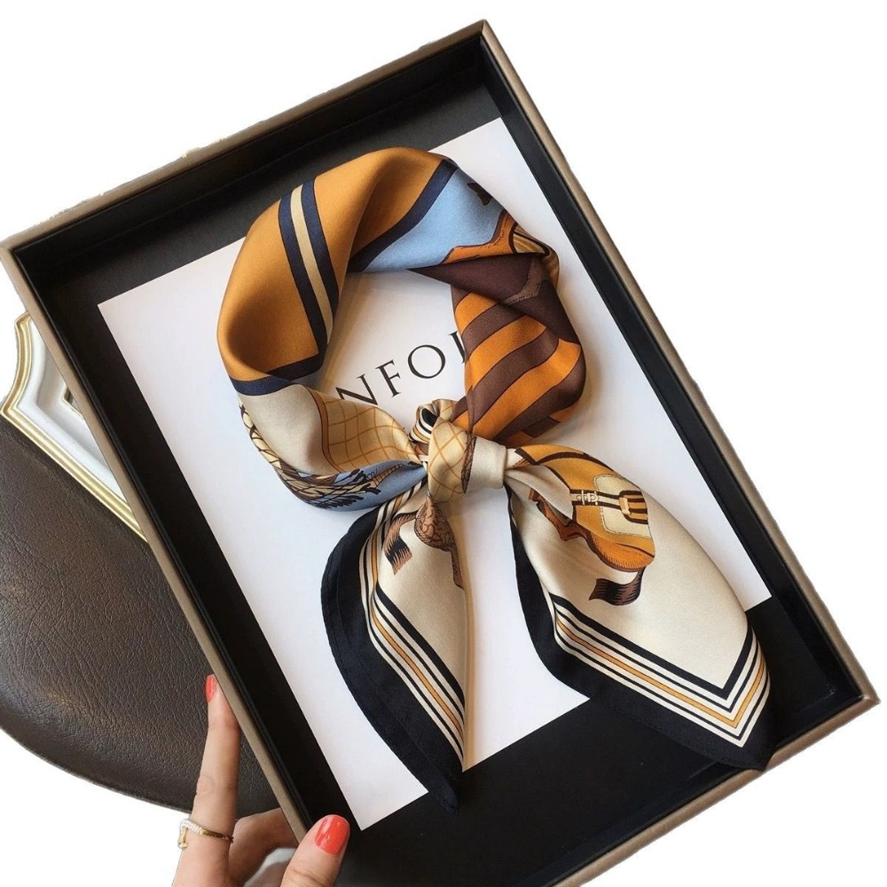 Fashion Satin Square Scarf for - Ascot Neck Scarf recensie en prijs