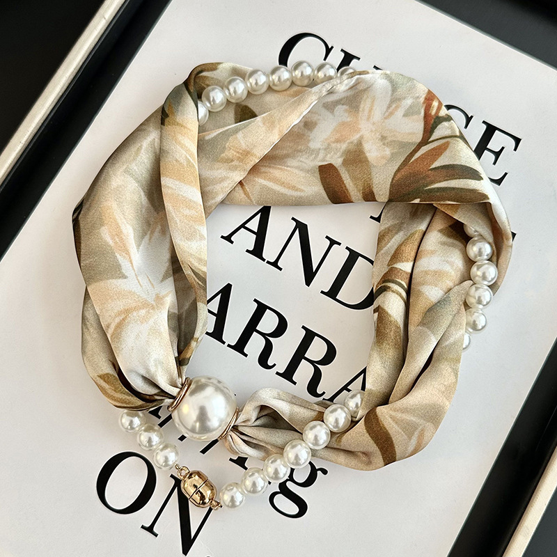 Printed Silk Scarf with Magnet - Silk Neck Scarf recensie en prijs