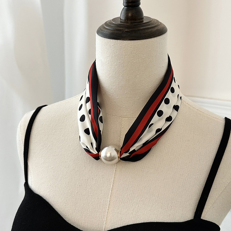 Printed Silk Scarf with Magnet - Silk Neck Scarf recensie en prijs