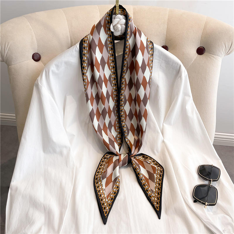 Fashion Print Long Silk Scarf  - Ascot Neck Scarf recensie en prijs