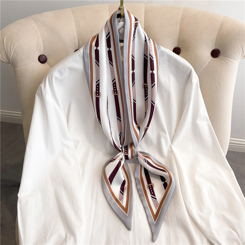 Fashion Print Long Silk Scarf  - Ascot Neck Scarf recensie en prijs