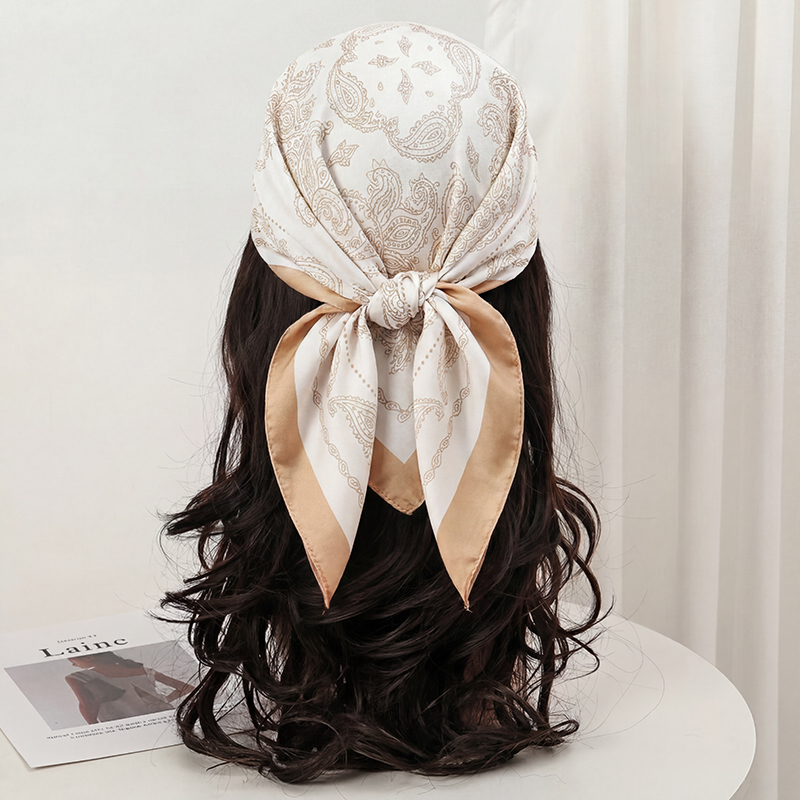 Vintage Beige Paisley Print Sq - Silk Neck Scarf recensie en prijs
